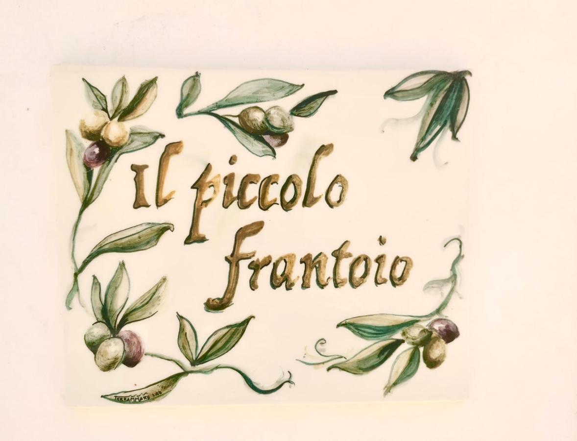 Il Piccolo Frantoio Apartment Ostuni Luaran gambar